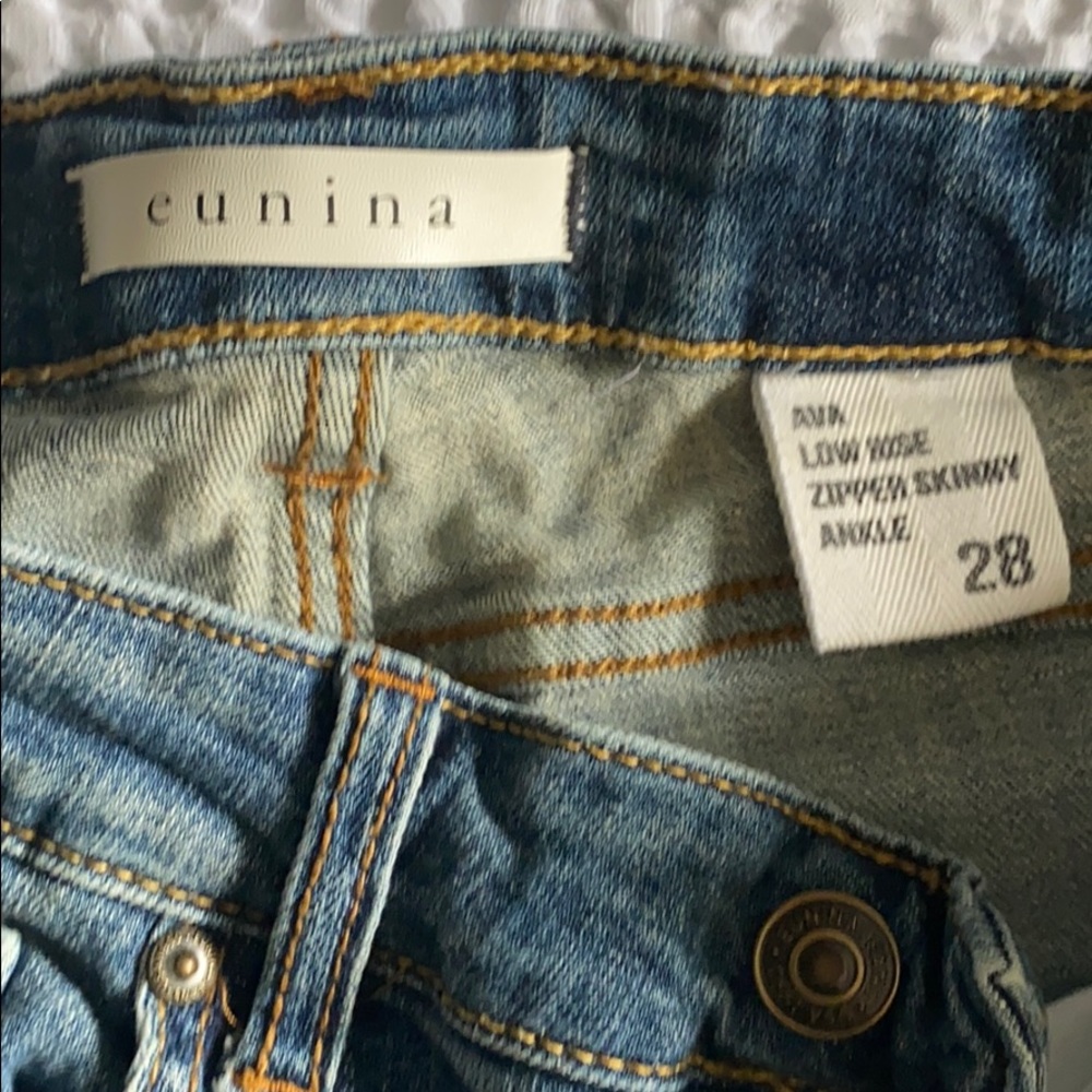 Jeans - Picture 3 of 5